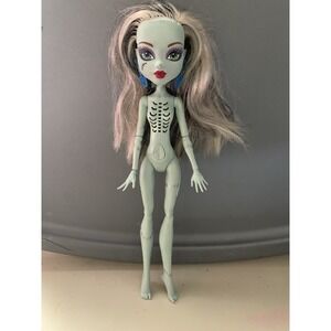 Monster High Ghoul's Alive Frankie Stein Doll
